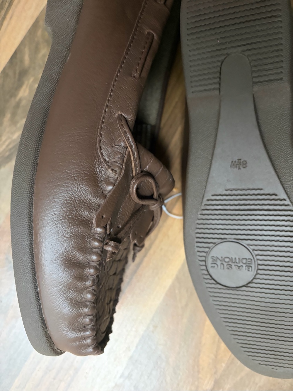 Vintage Leather Brown Woven Moccasin Loafers with Bow Accent, 8.5, Like New - Picture 6 of 8